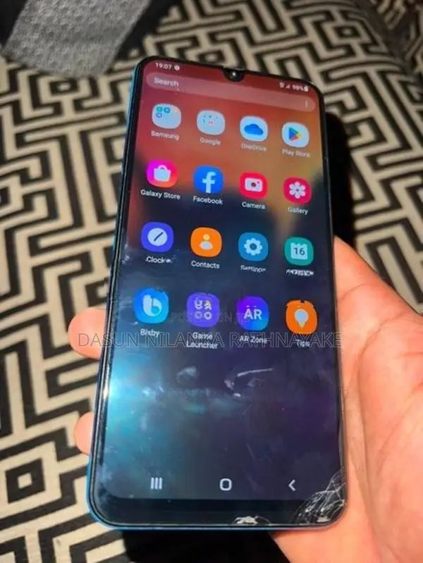 Samsung Galaxy A50 (Used)