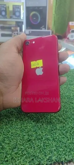 Apple iPhone SE 2 128GB (Used)