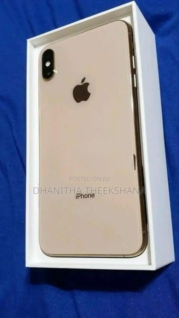 Apple iPhone XS (Used)