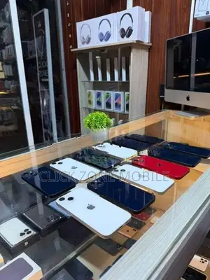 Apple iPhone 13 128GB (Used)