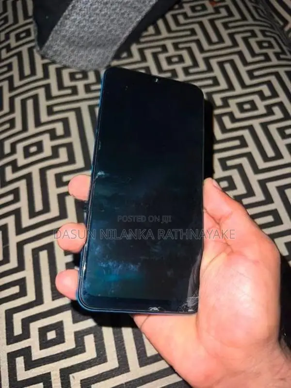 Samsung Galaxy A50 (Used)