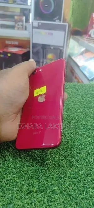 Apple iPhone SE 2 128GB (Used)