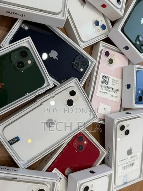 Apple iPhone 13 128GB (Used)