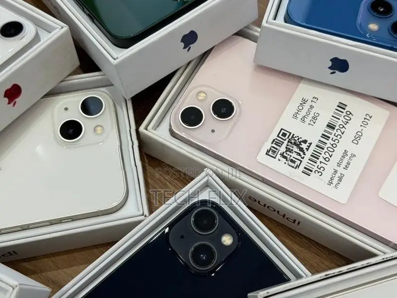 Apple iPhone 13 128GB (Used)