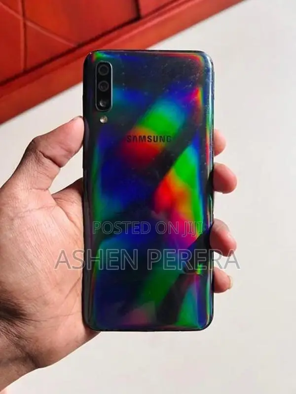 Samsung Galaxy A50 (Used)