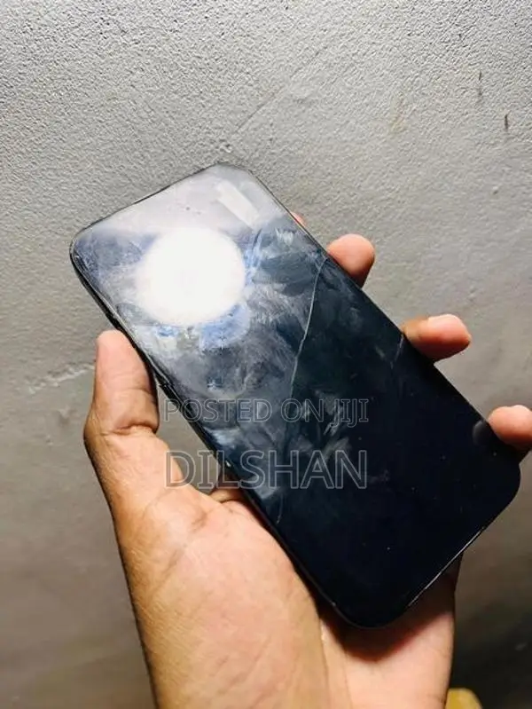 Apple iPhone 15 128GB (Used)