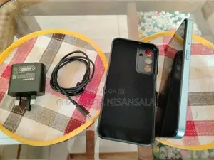 Samsung Galaxy Wide 7 (Used)