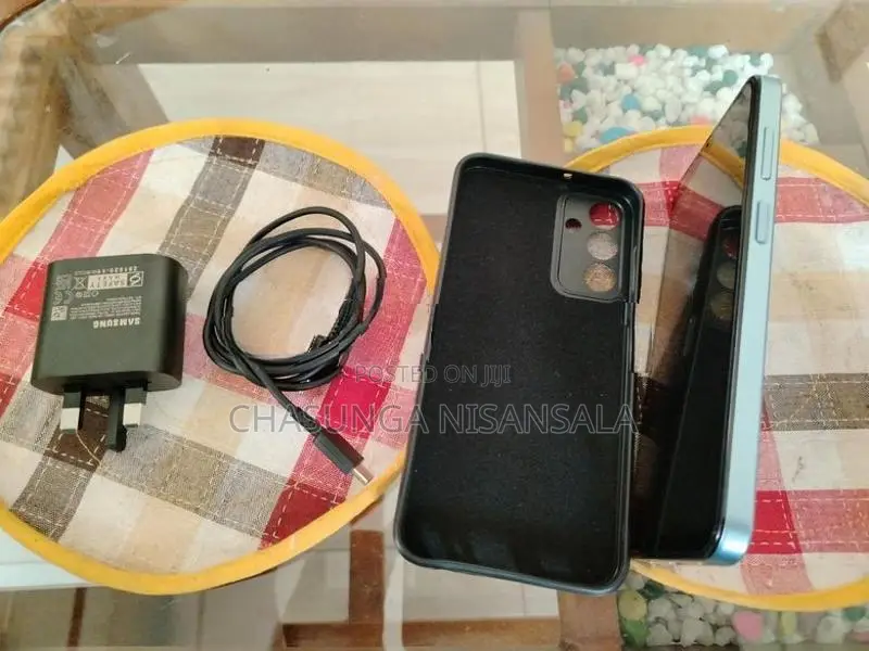Samsung Galaxy Wide 7 (Used)