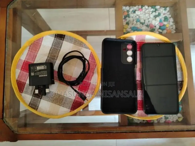 Samsung Galaxy Wide 7 (Used)