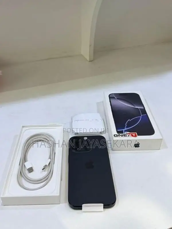 Apple iPhone 16 Pro (Used)