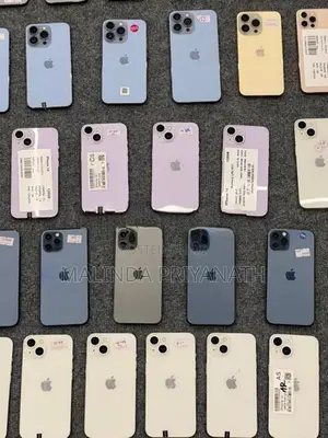 Apple iPhone 13 (Used)