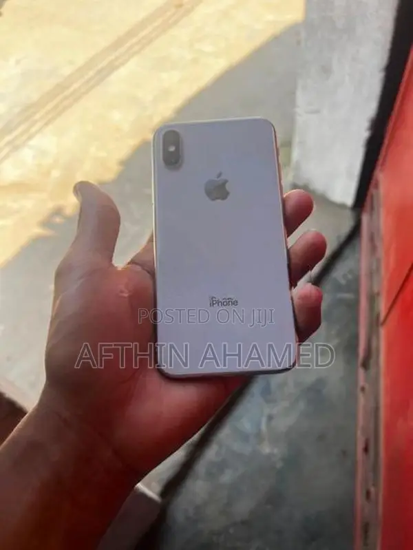 Apple iPhone X LLA version (Used)