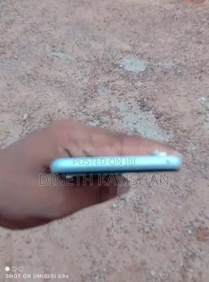 Apple iPhone XR (Used)