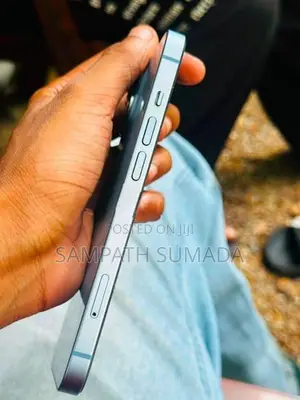Apple iPhone 14 (Used)