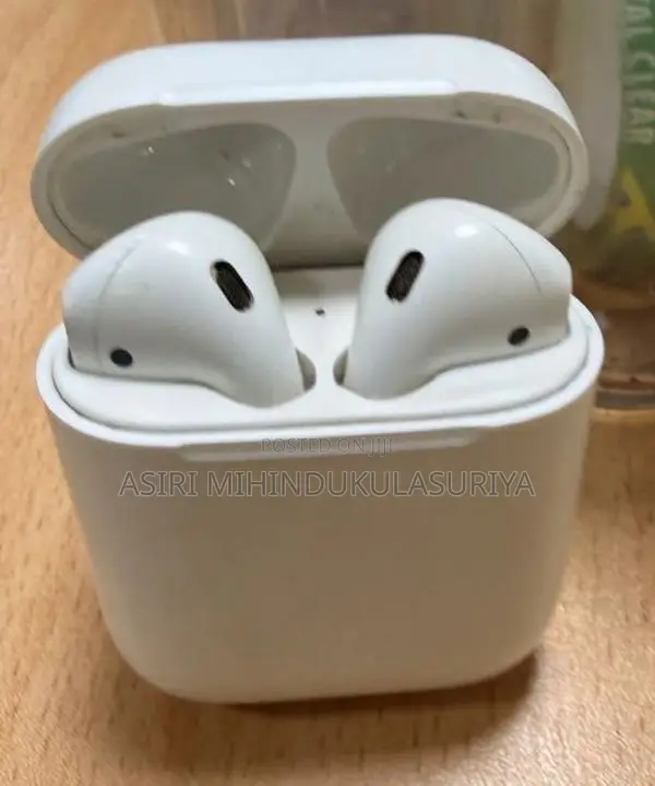 Apple AirPods 2nd Gen