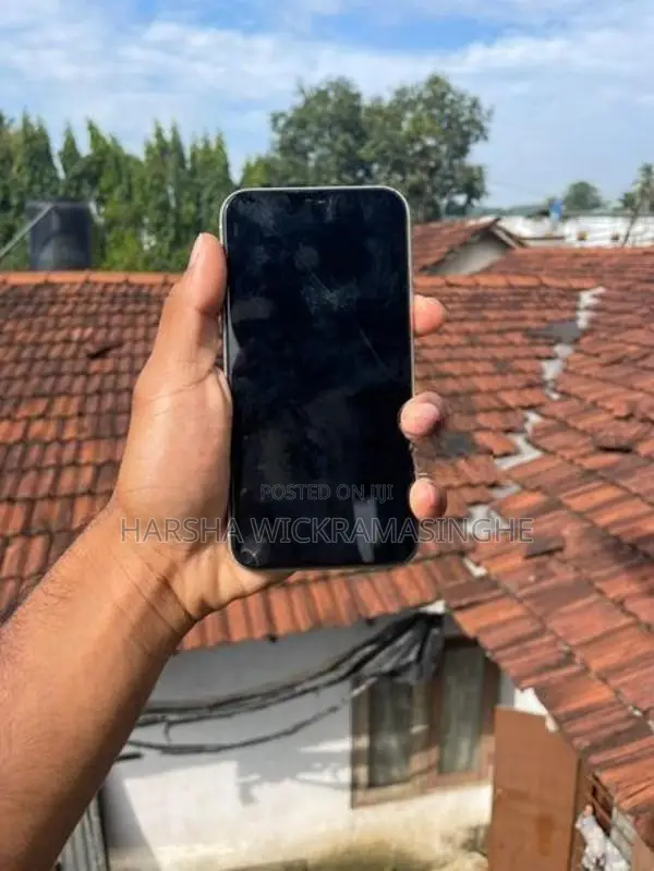 Apple iPhone 11 HN/A (Used)
