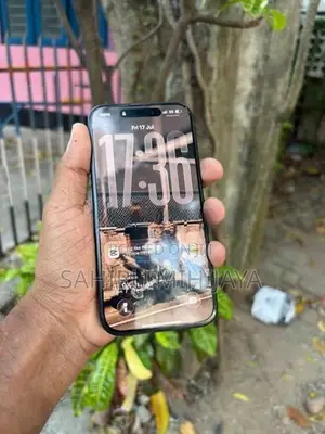 Apple iPhone 15 Pro (Used)