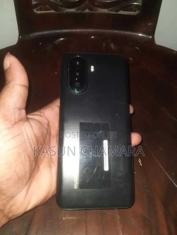 Huawei Nova y71 (Used)