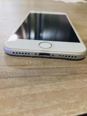 Apple iPhone 7 (Used)