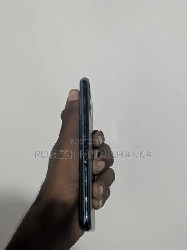Apple iPhone 11 Pro (Used)