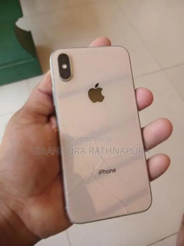 Apple iPhone X (Used)