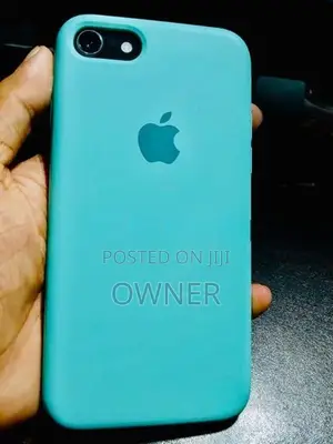 Apple iPhone 8 (Used)