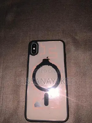 Apple iPhone XS Max (Used)