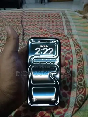 Apple iPhone 16 (Used)