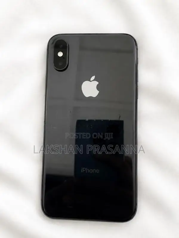 Apple iPhone XS (Used)