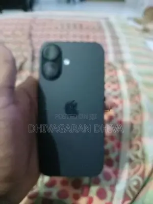 Apple iPhone 16 (Used)