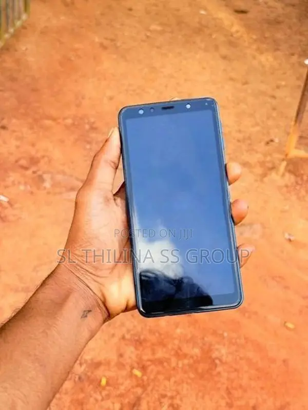 Samsung Galaxy A7 (Used)