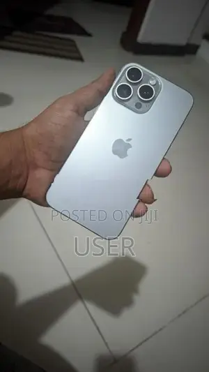 Apple iPhone 15 Pro Max (Used)