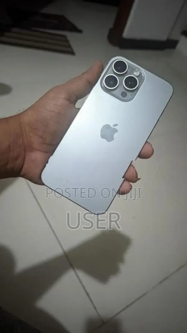 Apple iPhone 15 Pro Max (Used)