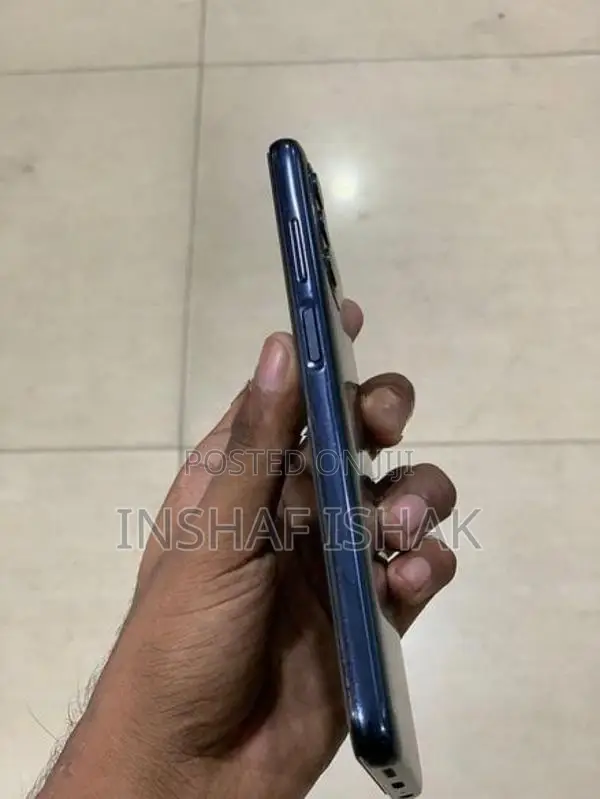 Moto G5 (Used)