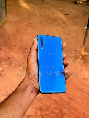 Samsung Galaxy A7 (Used)