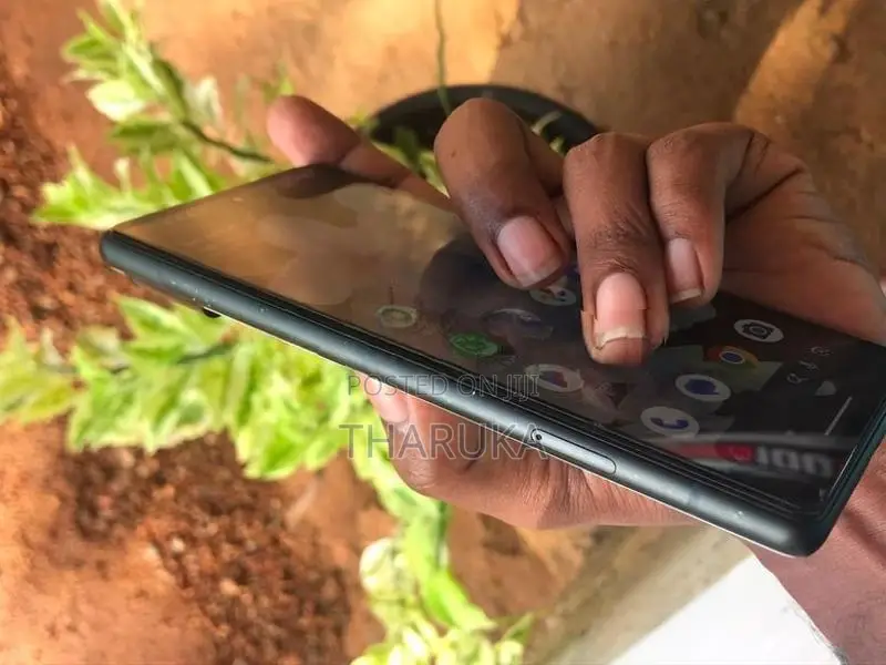 Google Pixel 6 (Used)
