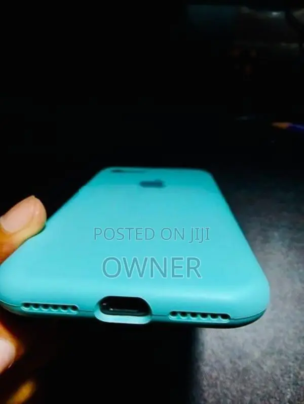 Apple iPhone 8 (Used)
