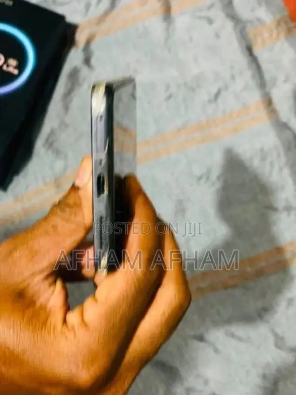 Vivo V60e Lite (Used)