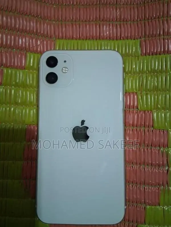 Apple iPhone 11 (Used)