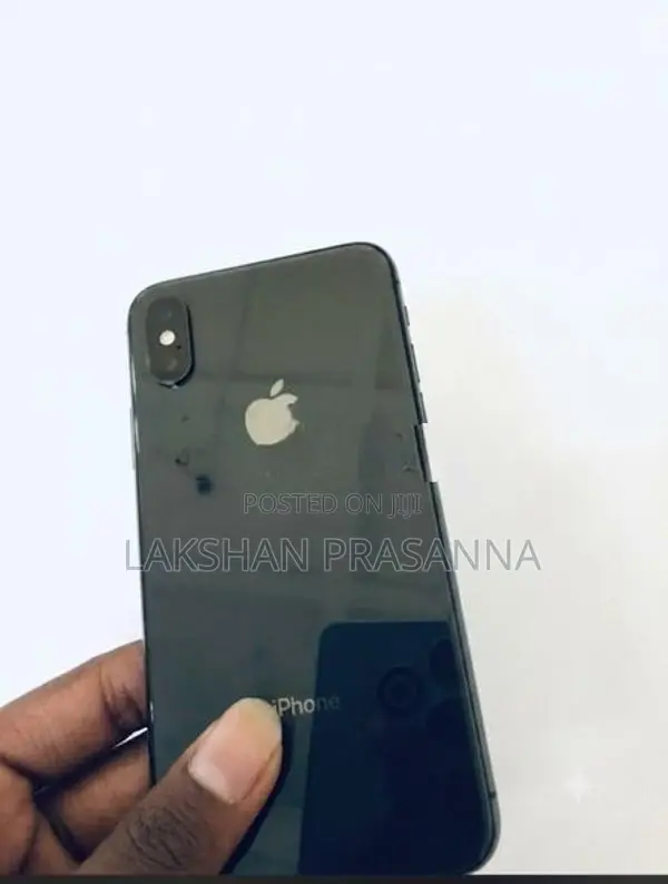 Apple iPhone XS (Used)