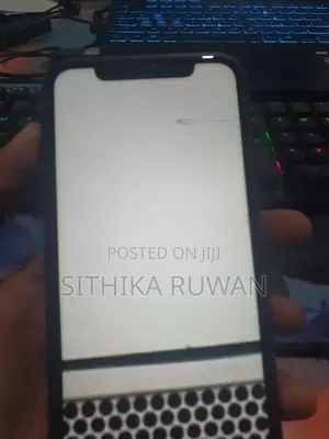 Apple iPhone 11 (Used)