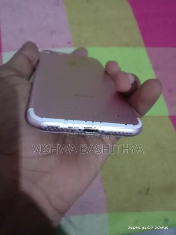 Apple iPhone 7 (Used)