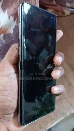 Samsung Galaxy S10 Plus (Used)