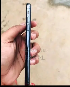 Apple iPhone XS (Used)