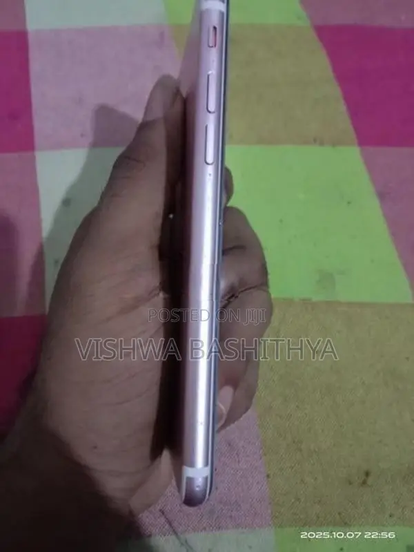 Apple iPhone 7 (Used)