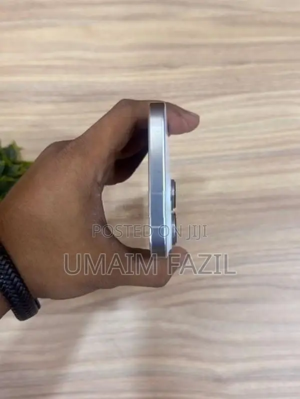 Apple iPhone 16 Pro Max (Used)