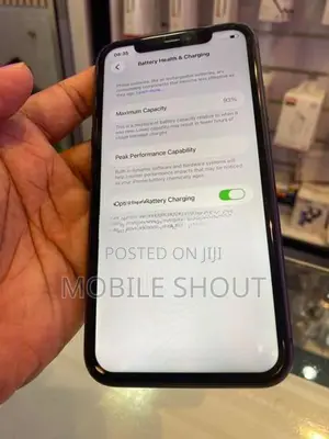 Apple iPhone 11 128GB (Used)