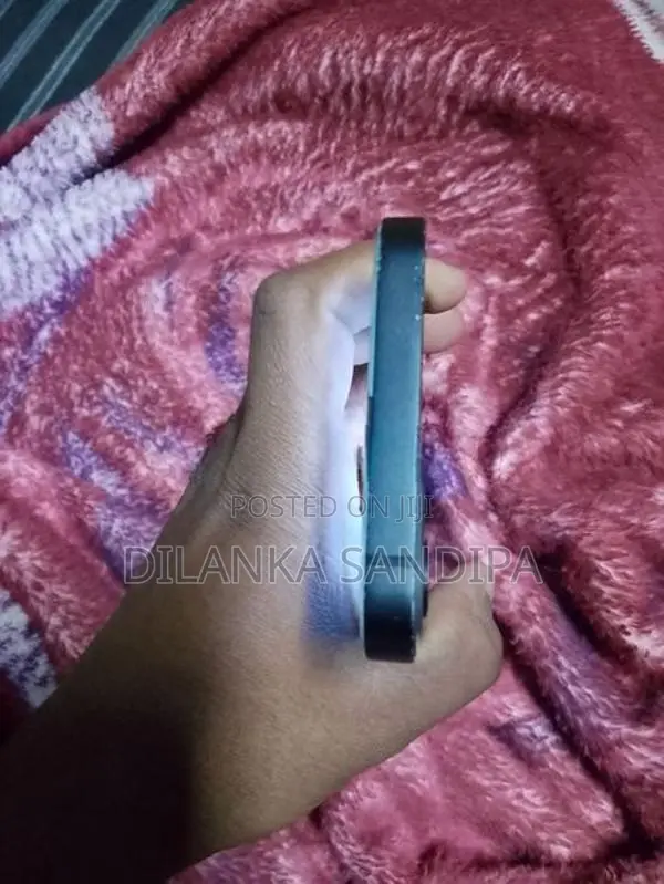 Apple iPhone 12 (Used)