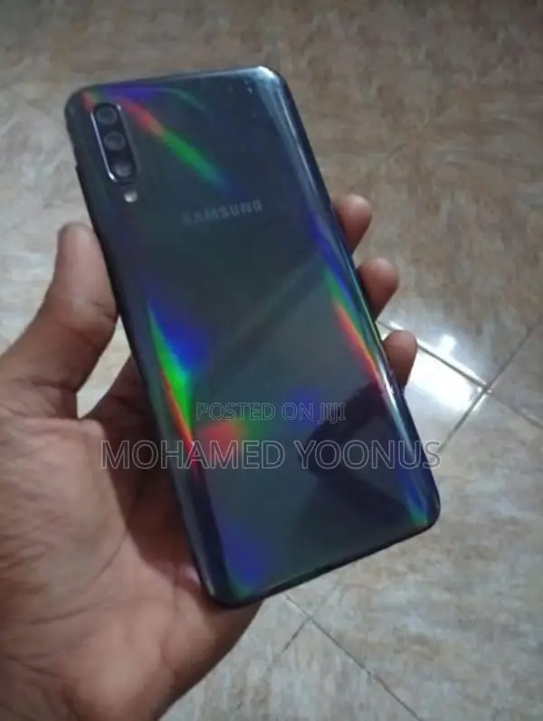 Samsung Galaxy A50 (Used)