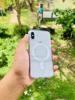 Apple iPhone XS (Used)